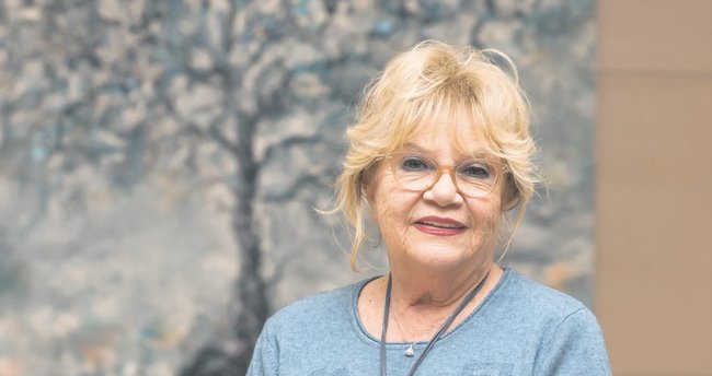 Nevra Serezli kimdir nereli kaç yaşında Hangi dizi ve film projelerinde yer aldı