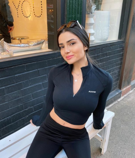 66 Akasya Yaşaroğlu kimdir? Kaç yaşında? Mesleği ne?