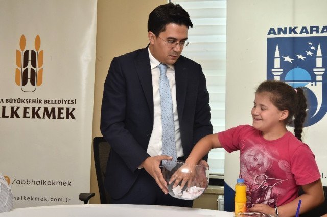 Ahmet Sarıduman kimdir? Aslen nereli ve kaç yaşında? Ahmet Sarıduman kimdir? Aslen nereli ve kaç yaşında?