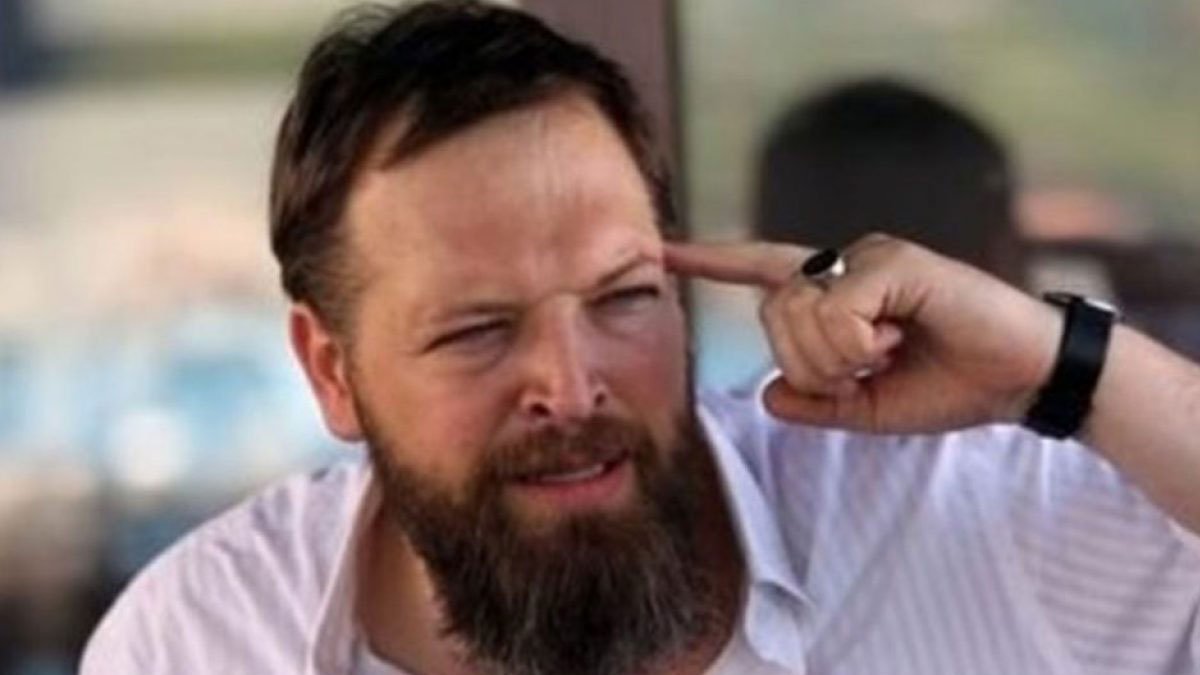 Yazar Fatih Tezcan kimdir? Fatih Tezcan hangi gazetede yazıyor? Yazıları nedir?