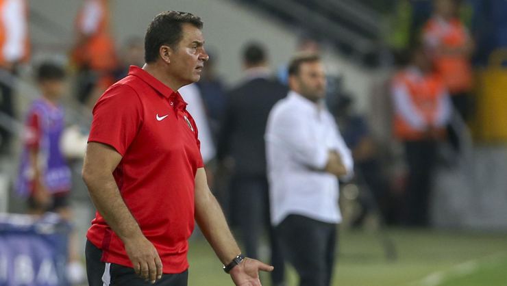 Mustafa Kaplan kimdir? Nereli ve kaç yaşında?