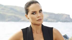 Ebru Şallı kimdir? Kaç yaşında? Kaç çocuğu var?