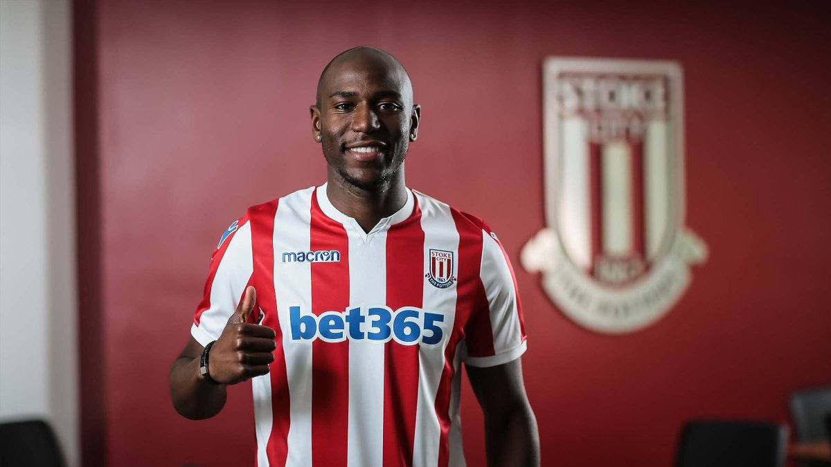 Trabzonspor’un yeni transferi Benik Afobe kimdir? Kaç yaşında? Benik Afobe kariyeri… Trabzonspor’un yeni transferi Benik Afobe kimdir? Kaç yaşında? Benik Afobe kariyeri…