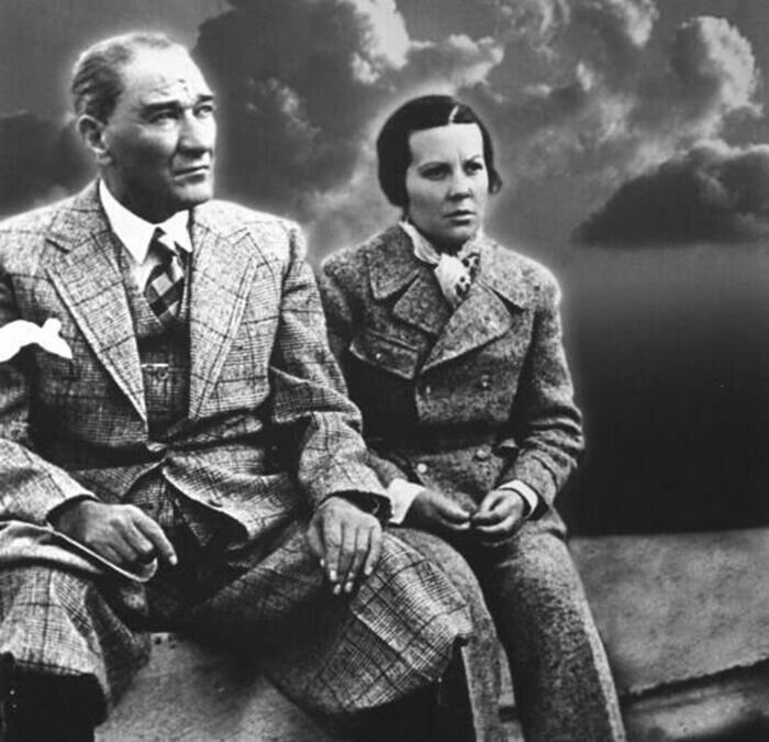 Atatürk’ün manevi kızı Sabiha Gökçen kimdir, ne zaman öldü? İşte Sabiha Gökçen Hayatı Atatürk’ün manevi kızı Sabiha Gökçen kimdir, ne zaman öldü? İşte Sabiha Gökçen Hayatı