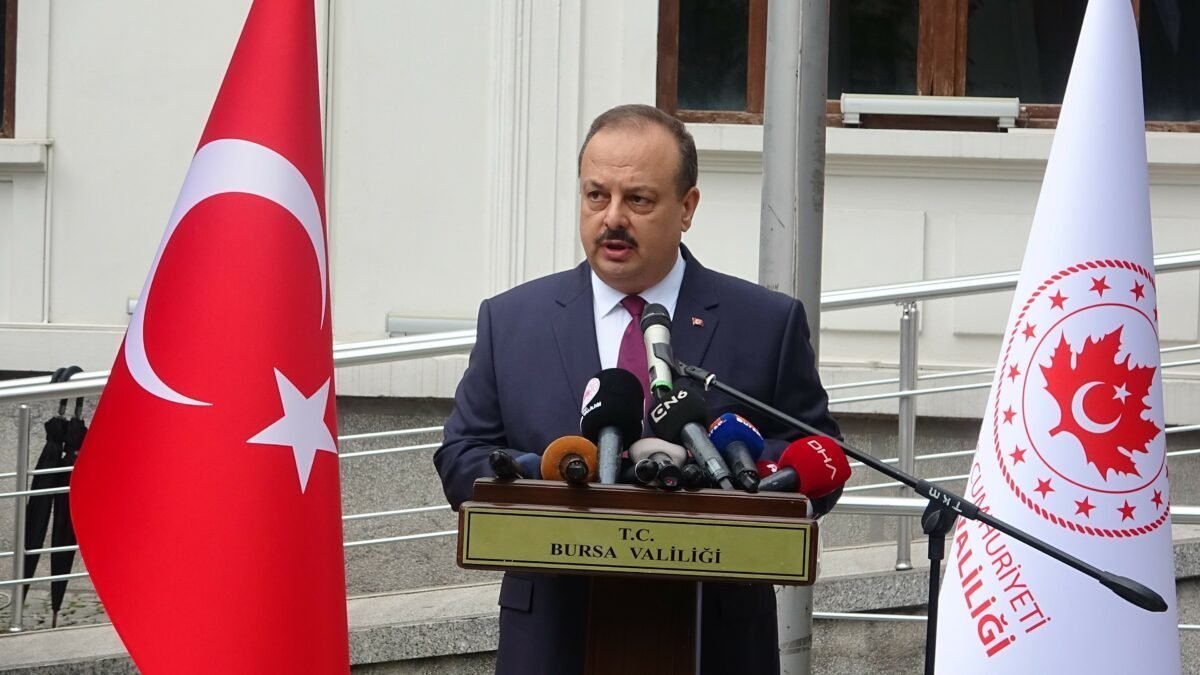 Bursa Valisi Yakup Canbolat kimdir, neden istifası isteniyor? İsmail Belindir kimdir, olayı nedir? Bursa Valisi Yakup Canbolat kimdir, neden istifası isteniyor? İsmail Belindir kimdir, olayı nedir?
