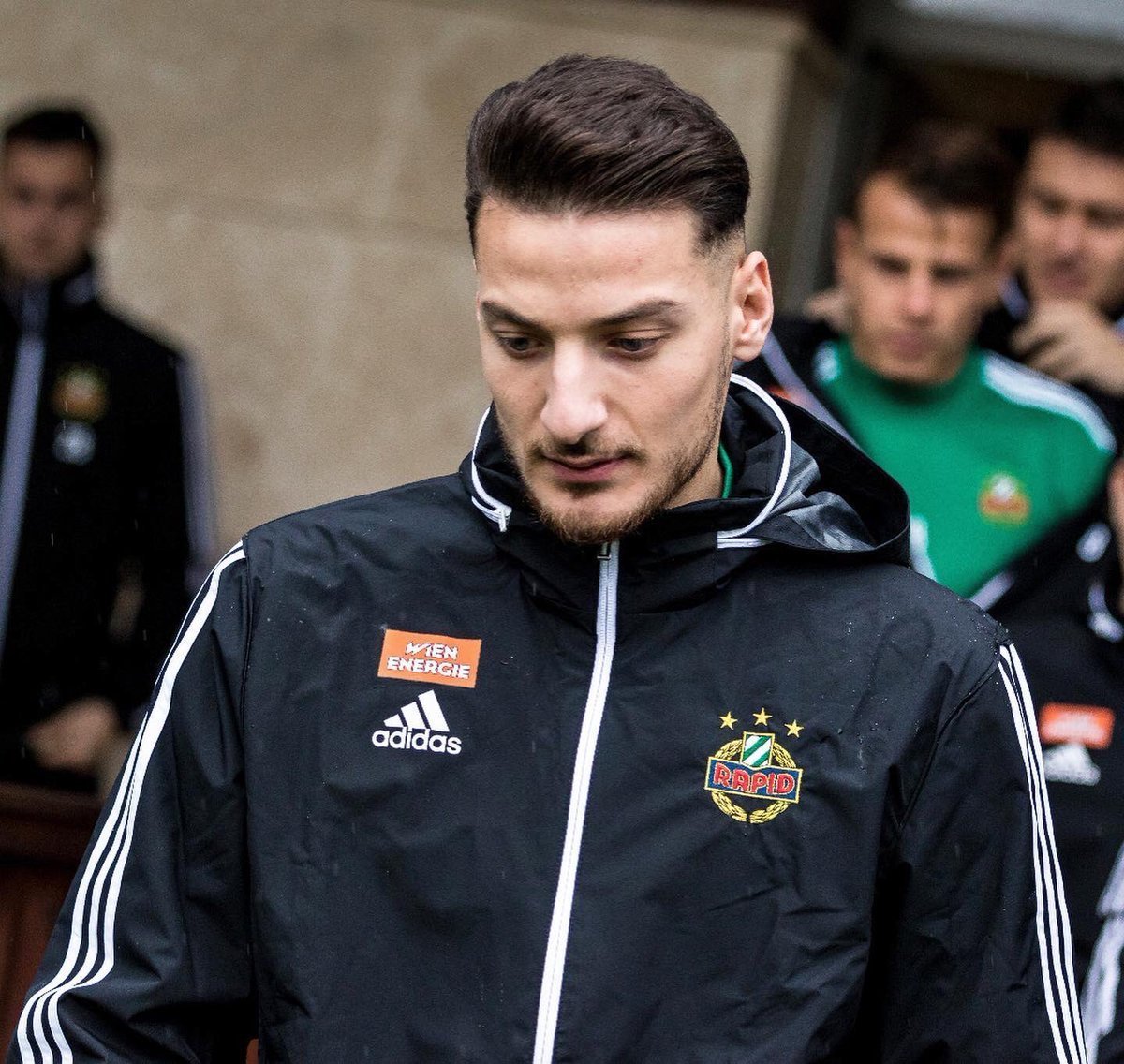 Ercan Kara kimdir, kaç yaşında ve aslen nereli? Ercan Kara hangi mevkide oynuyor?