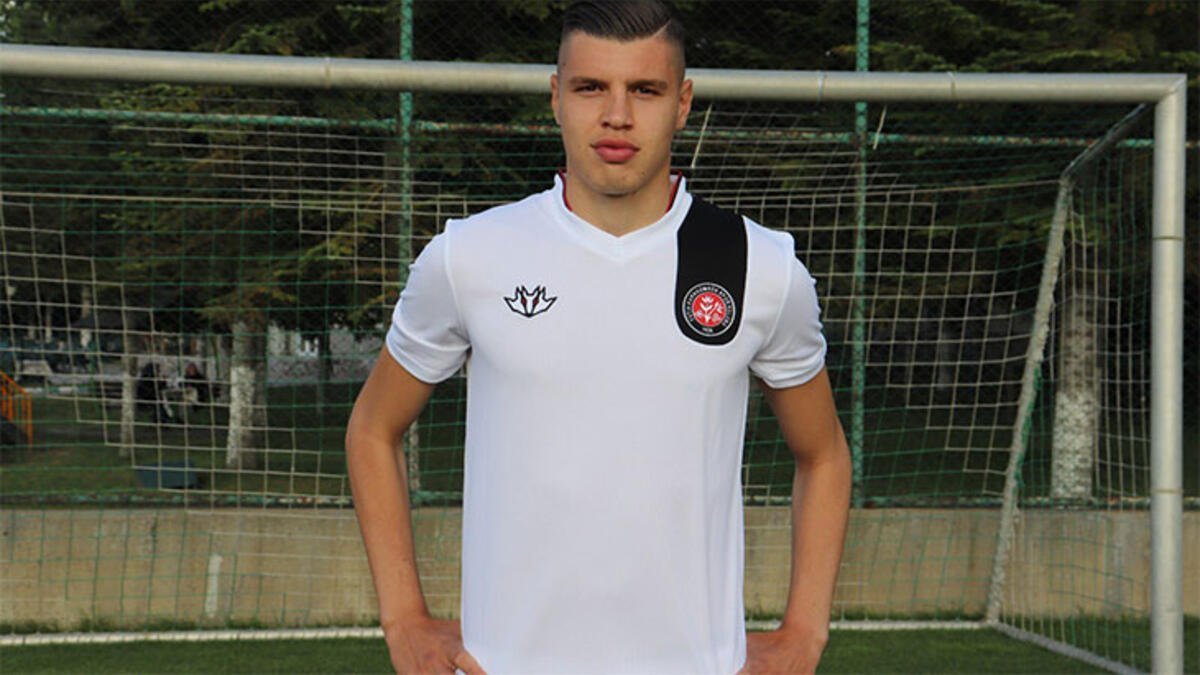 Fatih Kurucuk kimdir, kaç yaşında ve nereli? Fatih Kurucuk hangi mevkide oynuyor?