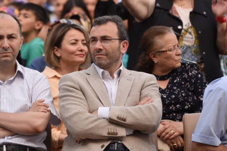 ahmet-cin Ahmet Cin kimdir? Aslen nereli? Kaç yaşında? Pendik Belediye Başkanı