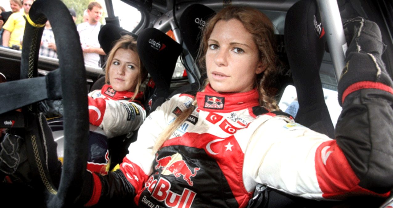 basini-acan-rallici-burcu-cetinkaya-ekranlara-12782218-6646-amp Burcu Çetinkaya kimdir? Nereli? Kaç yaşında? Burcu Çetinkaya son hali!