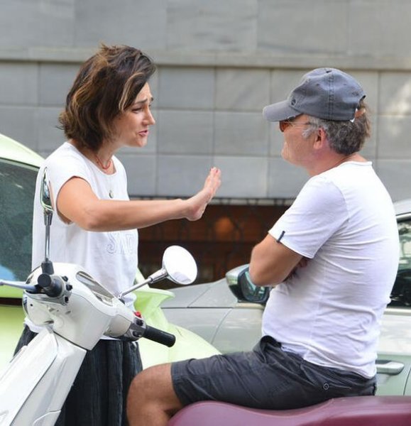 d2-1 Devin Özgür Çınar kimdir? Nereli ve kaç yaşındadır? | Devin Özgün Çınar Engin Günaydın| Devin Özgün Çınar filmleri