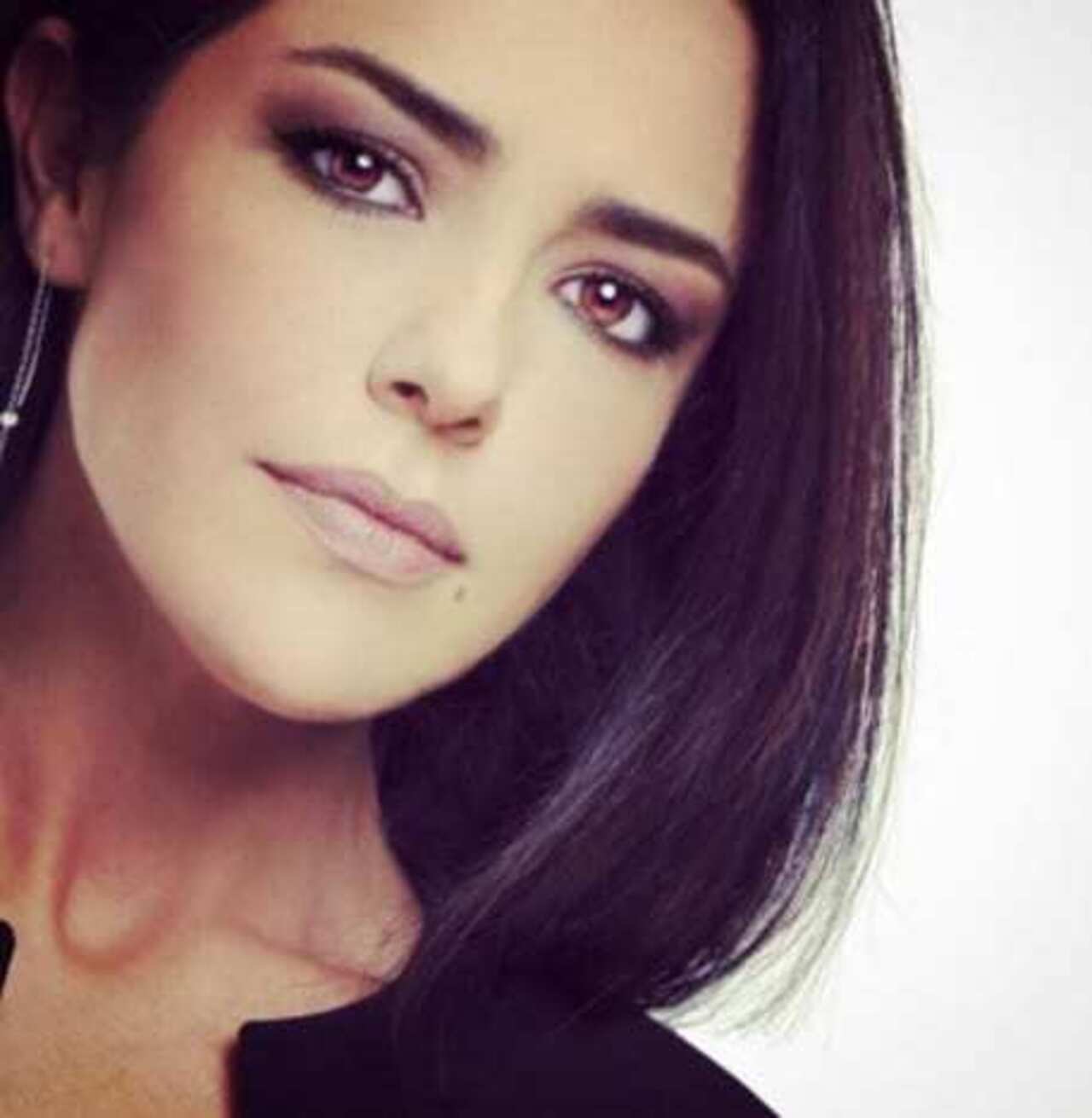 Gülay Özdem kimdir? Kaç yaşında? Nereli? Boyu kaç? Gülay Özdem'in oynadığı diziler