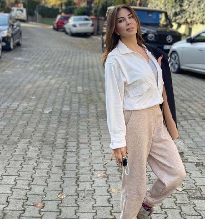 Ebru Yaşar kimdir? Nereli? Kaç yaşında? Evli mi? Eşi kim?