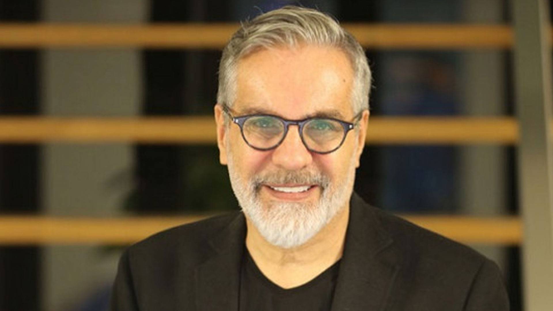 hadiozisik Hadi Özışık kimdir? Nereli? Kaç yaşında? Korona mı oldu?