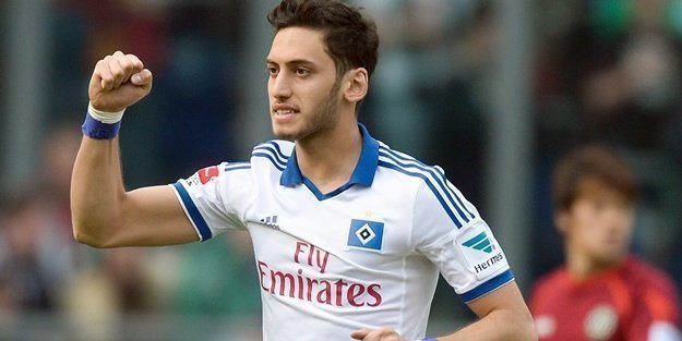 hya2 Hakan Çalhanoğlu kimdir, nereli, kaç yaşında? Hakan Çalhanoğlu kiminle evli?