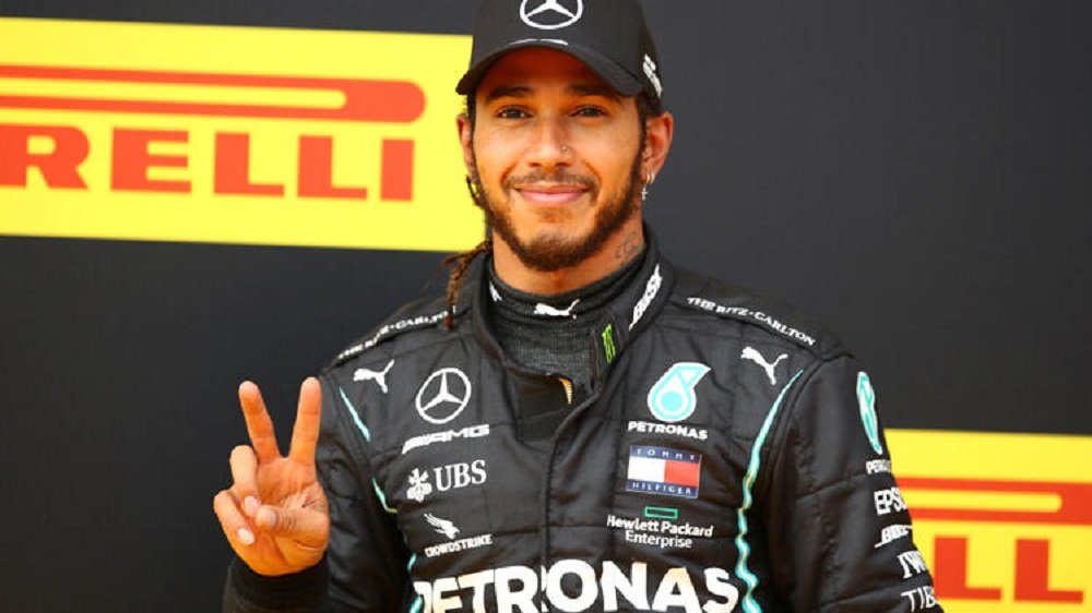 lww3 Lewis Hamilton kimdir? Aslen nereli ve kaç yaşında?