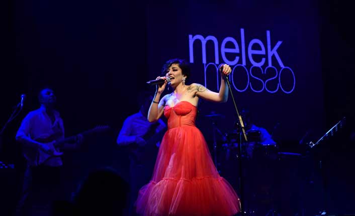 Melek Mosso kimdir? Kaç yaşında? Nereli?