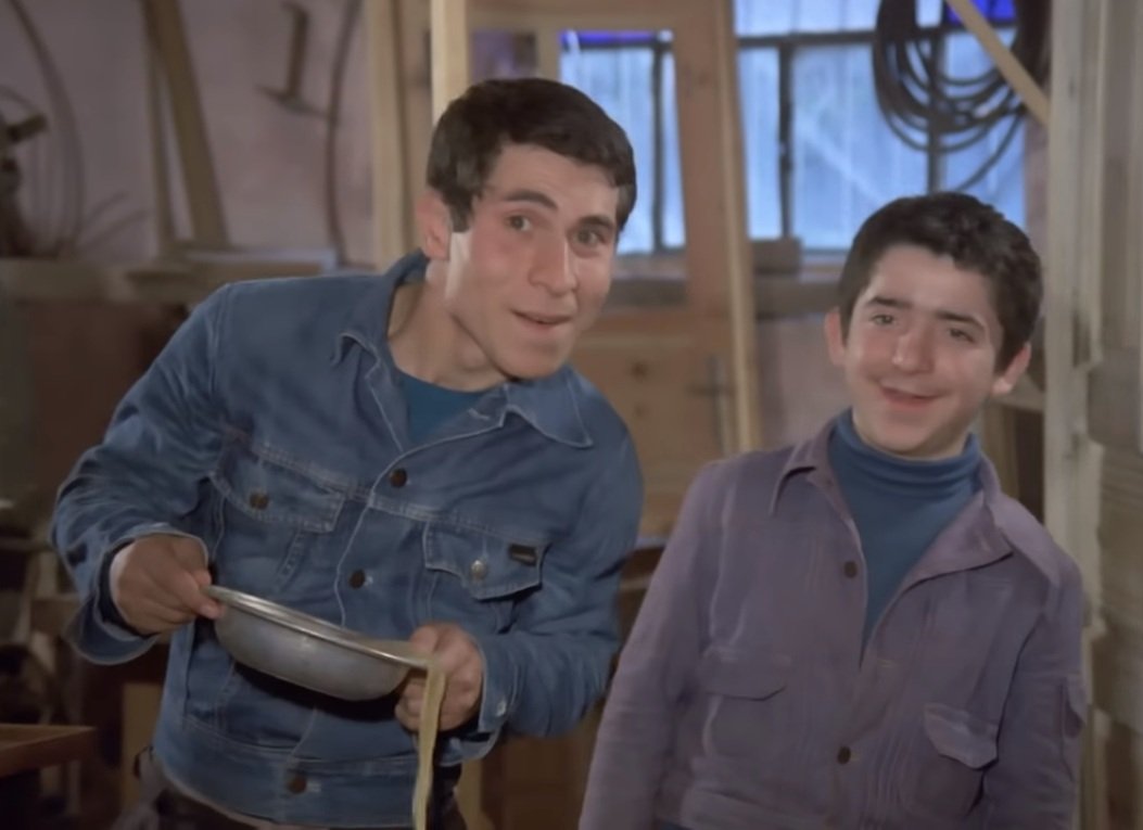 mv5bmzbhnmqzymytzmq3zs00zgfllweyyzutywyymgnjmwmwmznlxkeyxkfqcgdeqxvynzi0mtexmzy-v1 Tuncay Akça kimdir? Nereli? Kaç yaşında?