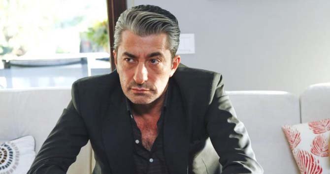 paramparca3-768x406-1 Erkan Petekkaya kimdir nereli, kaç yaşında?
