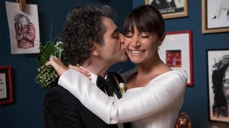 qq1 Hazer Amani kimdir? | Hazer Amani kaç yaşında? | Hazer Amani karısı | Hazer Amani eşi kim? | Deniz Mumcuoğlu