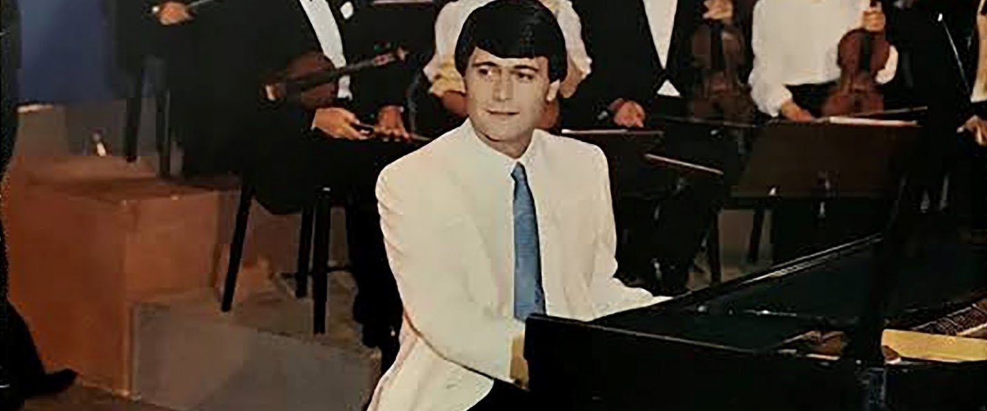 s-5b544bda75bb4a7fa1eb34bebab5285fc2bf020d-001 Ferdi Özbeğen kimdir? Nereli? Nerede ve nasıl öldü? Kaç yaşında vefat etti?