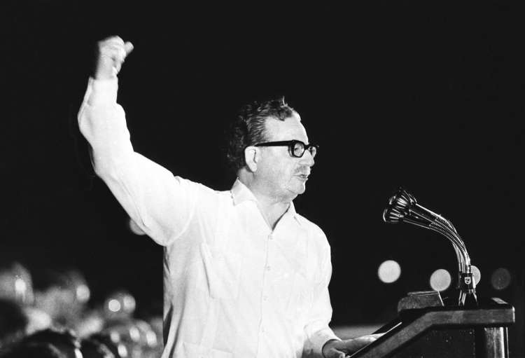 salvador-allende salvador-allende.jpg