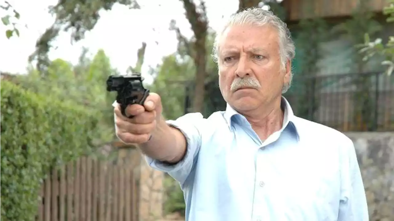 Ahmet Uz kimdir? Neden öldü? Hangi dizlerde rol aldı?