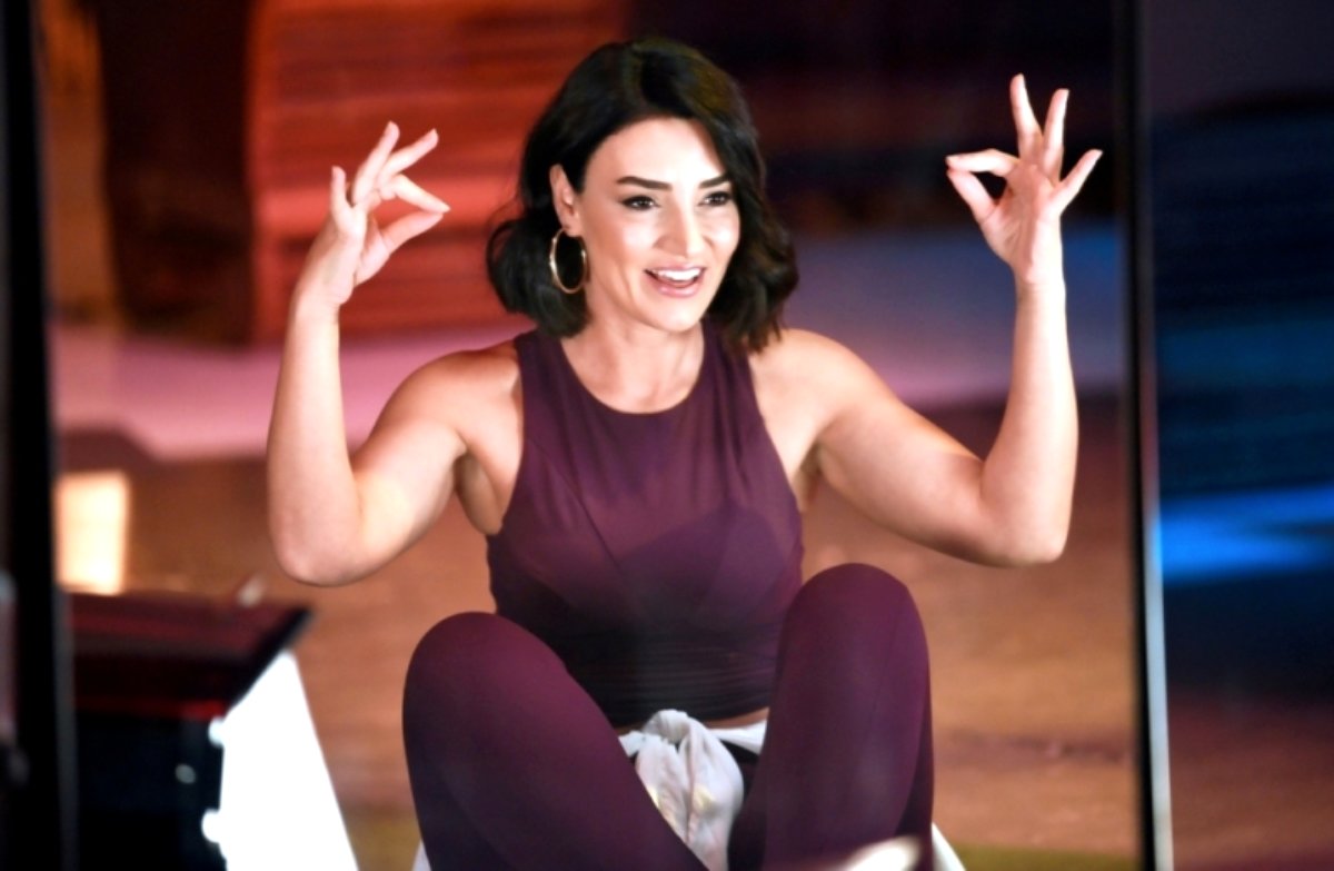 sevcan-orhan-dan-jet-klip-13022827-amp Sevcan Orhan kimdir? Nereli, kaç yaşında? Evli mi?