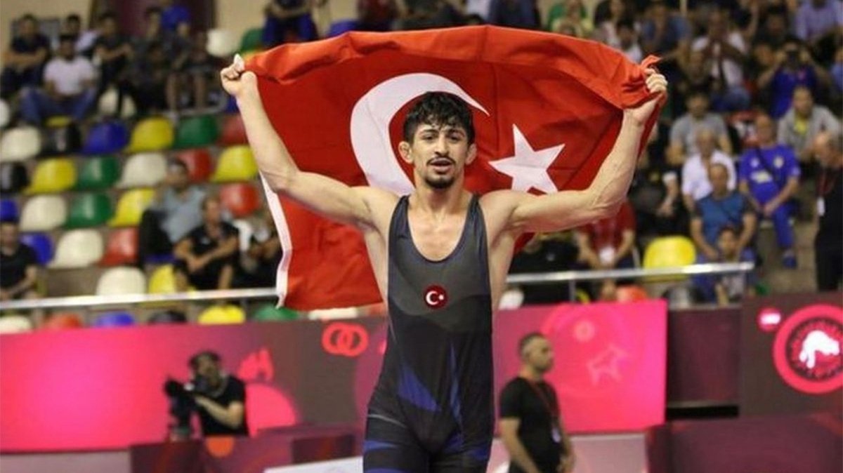 t25-kerem-kamal-olimpiyat-oyu-996 Kerem Kamal kimdir, aslen nerelidir, kaç yaşındadır?