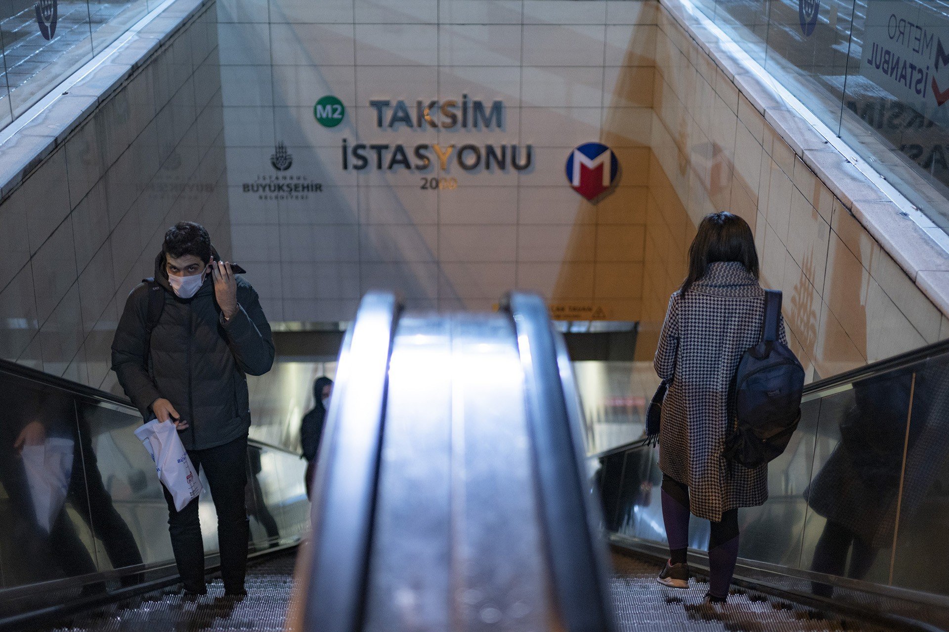 t4 Çalışma izin belgesi süresi uzatıldı mı? | Çalışma izin belgeleri ne zamana kadar geçerli? | İçişleri Bakanlığı Çalışma İzinleri Görev Belgeleri ile ilgili genelge