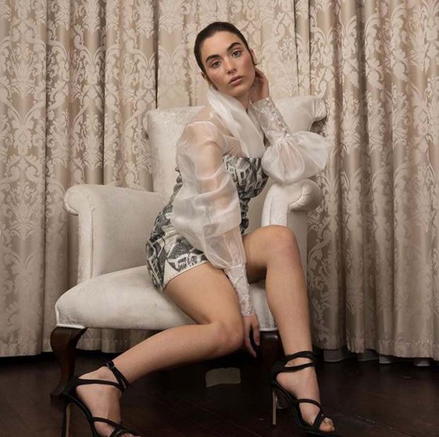 tg Çağla Şimşek kimdir? Nereli, kaç yaşında? Boyu kaç, hangi dizilerde rol aldı?