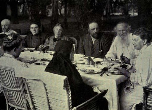 unnamed-001-3 Tolstoy kimdir?