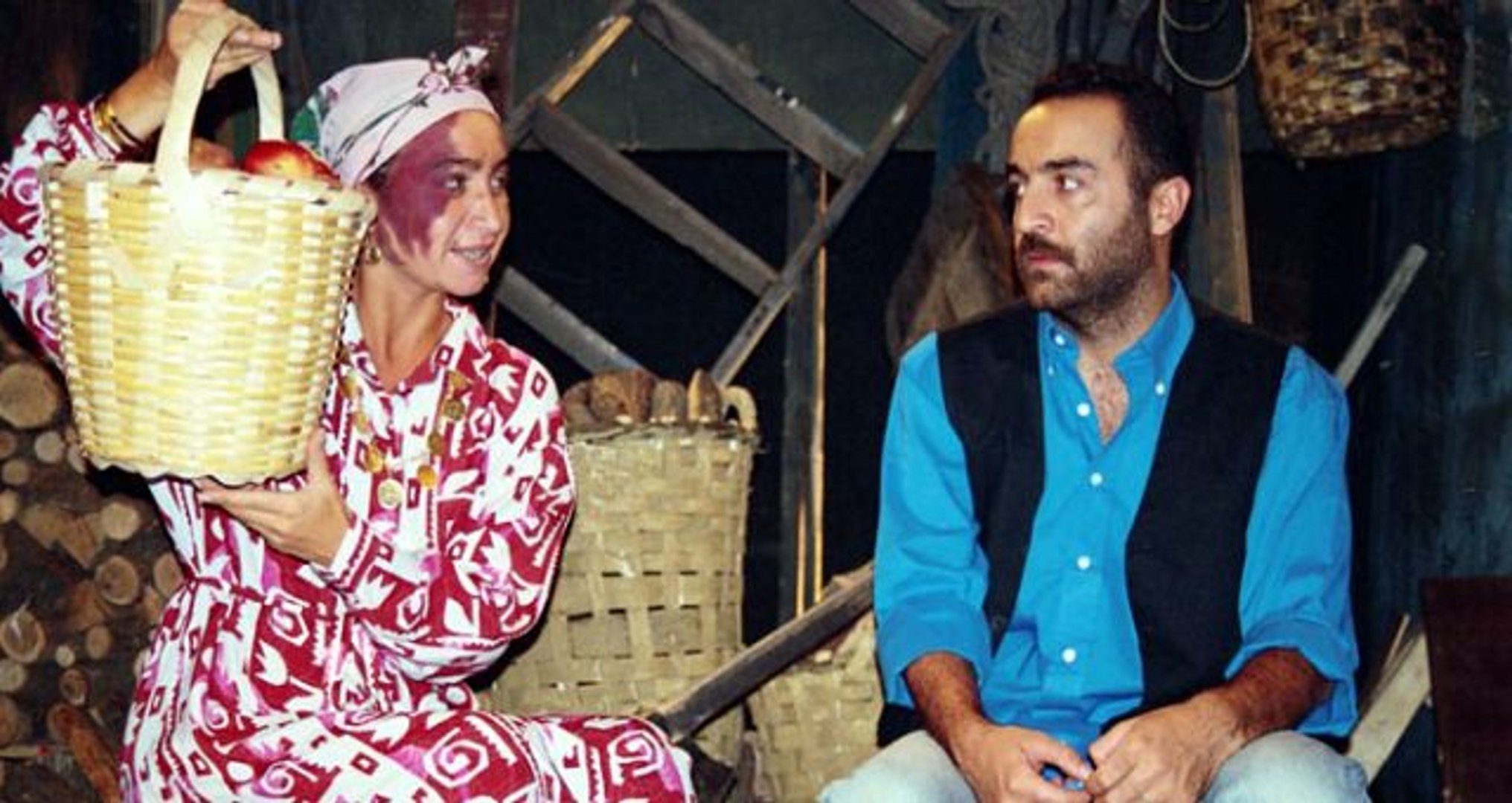 x1080-1 Demet Akbağ Kimdir? Nereli? Kaç yaşında?