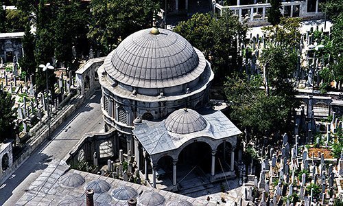 x2-1 Mihrişah Valide Sultan kimdir?