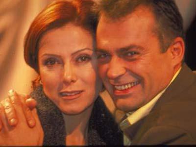 Zuhal Olcay kimdir? Aslen nereli ve kaç yaşında?