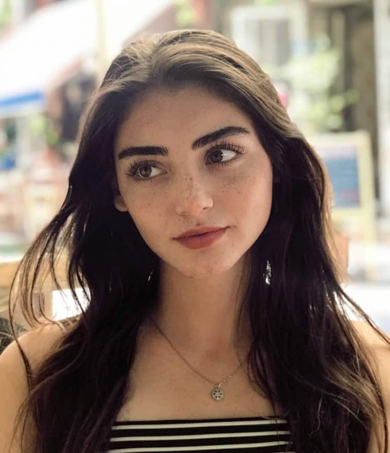 zge-torer-fotograflari-2019 Özge Törer kimdir, kaç yaşında, nereli, burcu ne? Özge Törer hangi dizilerde oynadı?