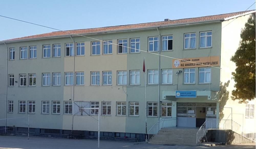 Orta Anadolu’da Bir İmam Hatip Ortaokulunun Başarı Hikayesi Orta Anadolu’da Bir İmam Hatip Ortaokulunun Başarı Hikayesi