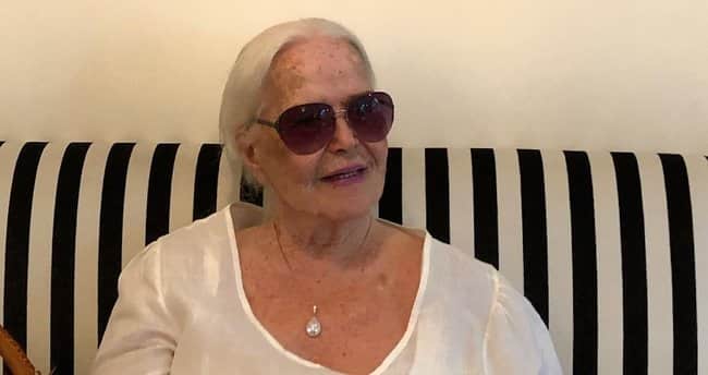 Gönül Yazar Kimdir? Belkıs Özener ve Gönül Yazar Kardeş mi?