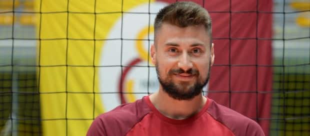 Milli Voleybolcumuz Murat Yenipazar Kimdir? Sevgilisi Milli Voleybolcumuz Murat Yenipazar Kimdir? Sevgilisi