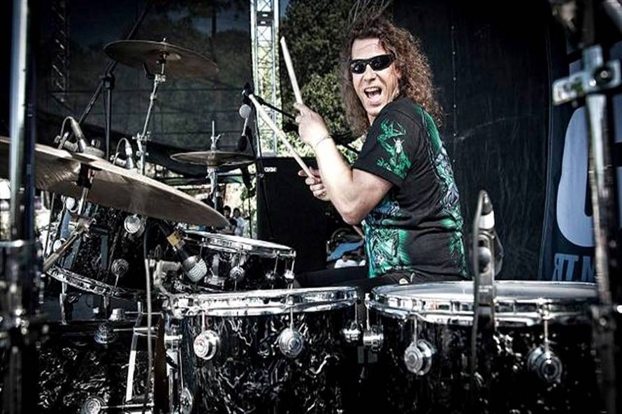 Baterist Alpay Şalt Kimdir?