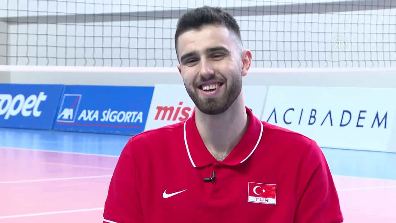 Milli Voleybolcumuz Adis Lagumdzija Kimdir? Nereli? Sevgilisi? Milli Voleybolcumuz Adis Lagumdzija Kimdir? Nereli? Sevgilisi?